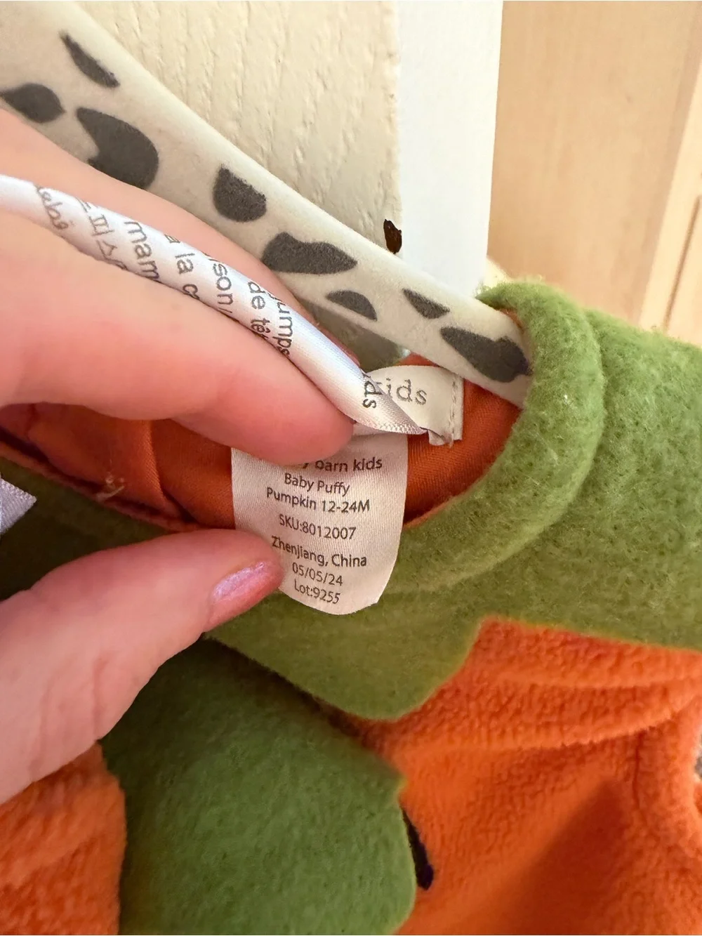Pottery Barn Kids Orange Pumpkin Jack-O'-Lantern Costume with Green Collar